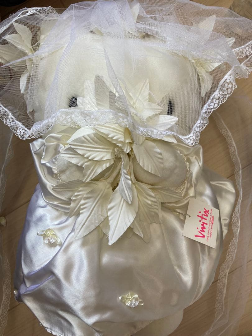 激レア　ハローキティ Vivitix ぬいぐるみ ウェディングドール☆1999