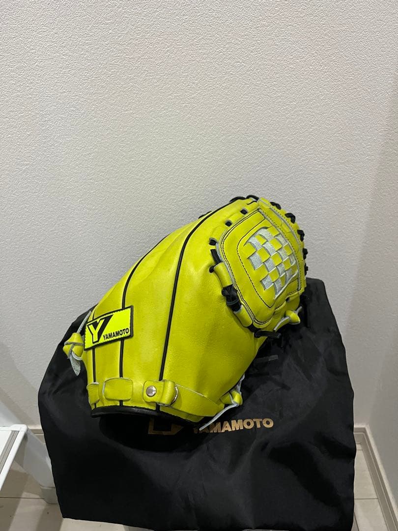 山本グラブスタジオ　硬式投手用グローブ　小指2本入れ　オーダー