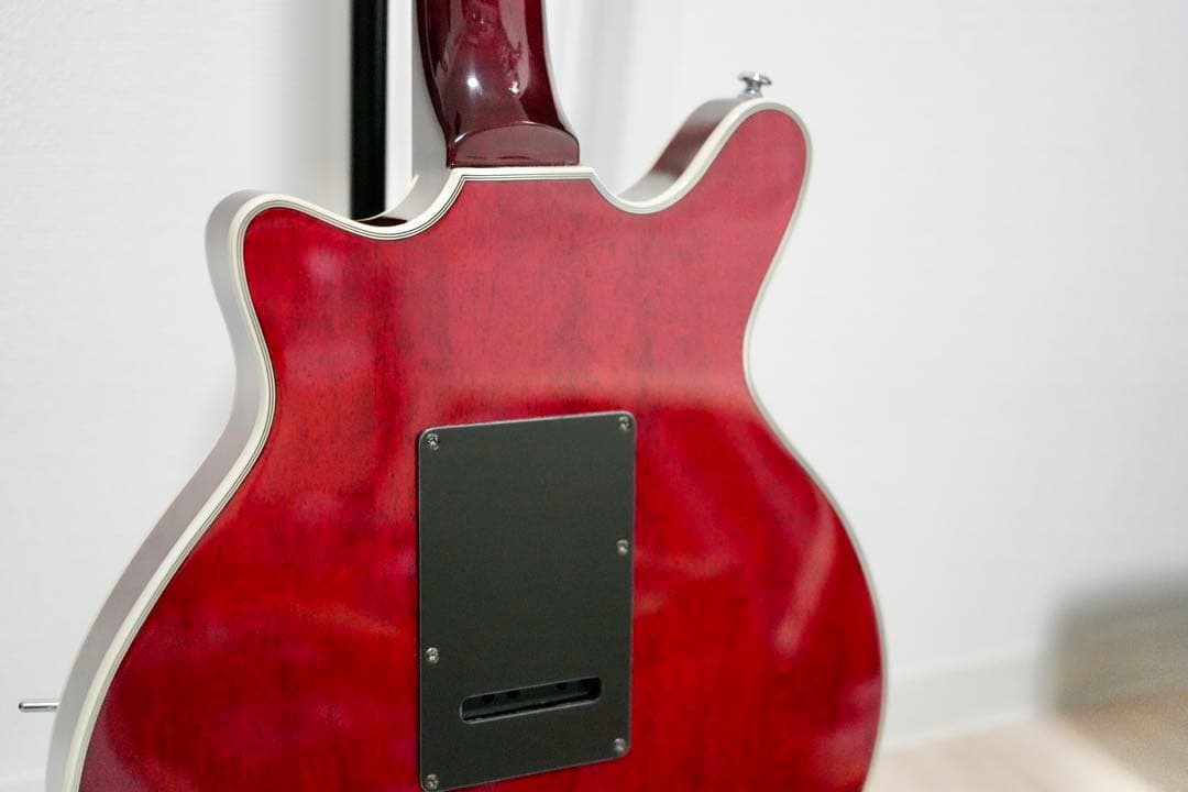 Brian May guitars製RED SPECIAL 純正ギグケース付き