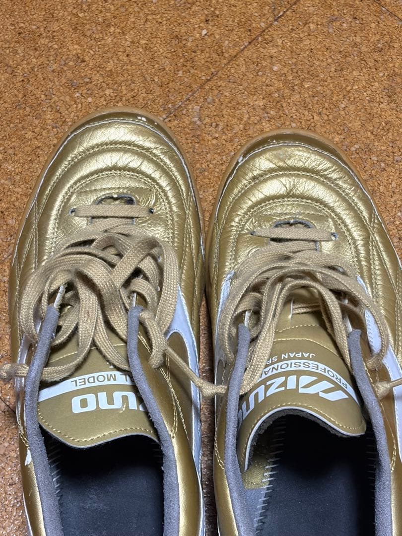 Mizuno フットサルシューズ ゴールド