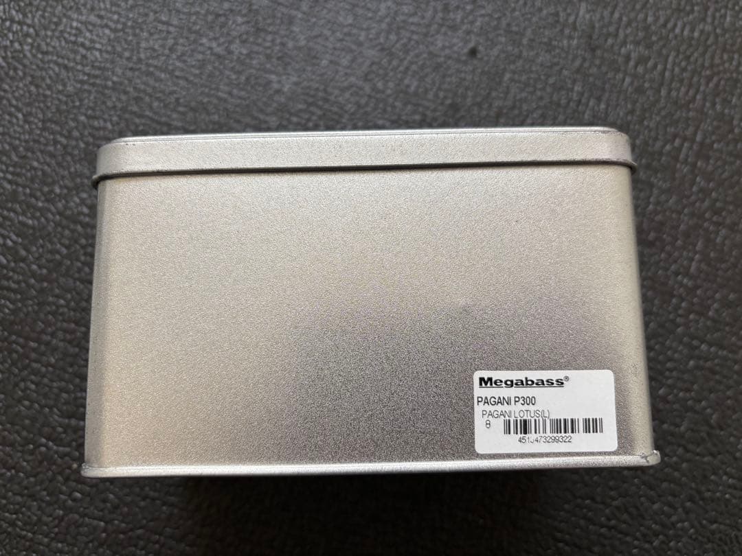 z*n様 megabass メガバス PAGAN ゴールド/グリーン