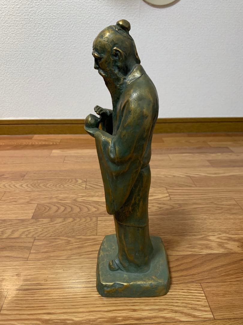 題：不老長寿　青銅製中国人物像 木箱付き 縦29cm