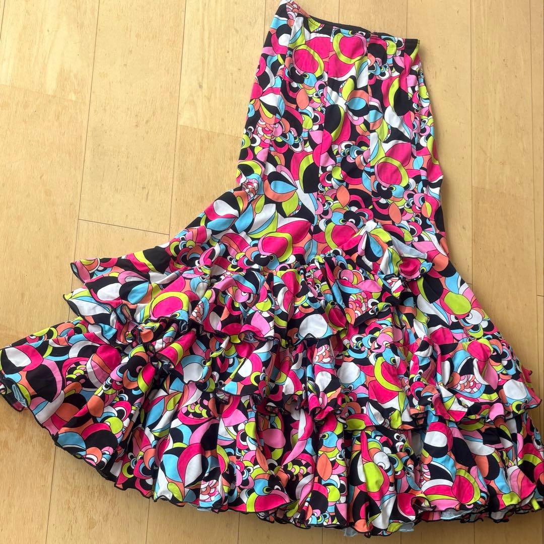 SONIA JOHNES フラメンコファルダ