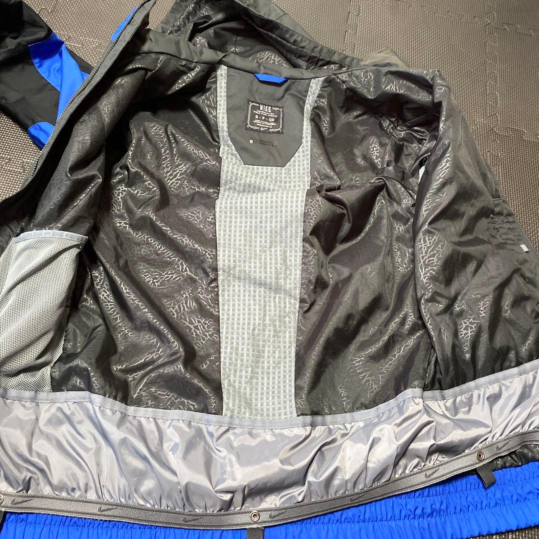 希少　NIKE ナイキ　fight スノーボードジャケット　ナイロンジャケット