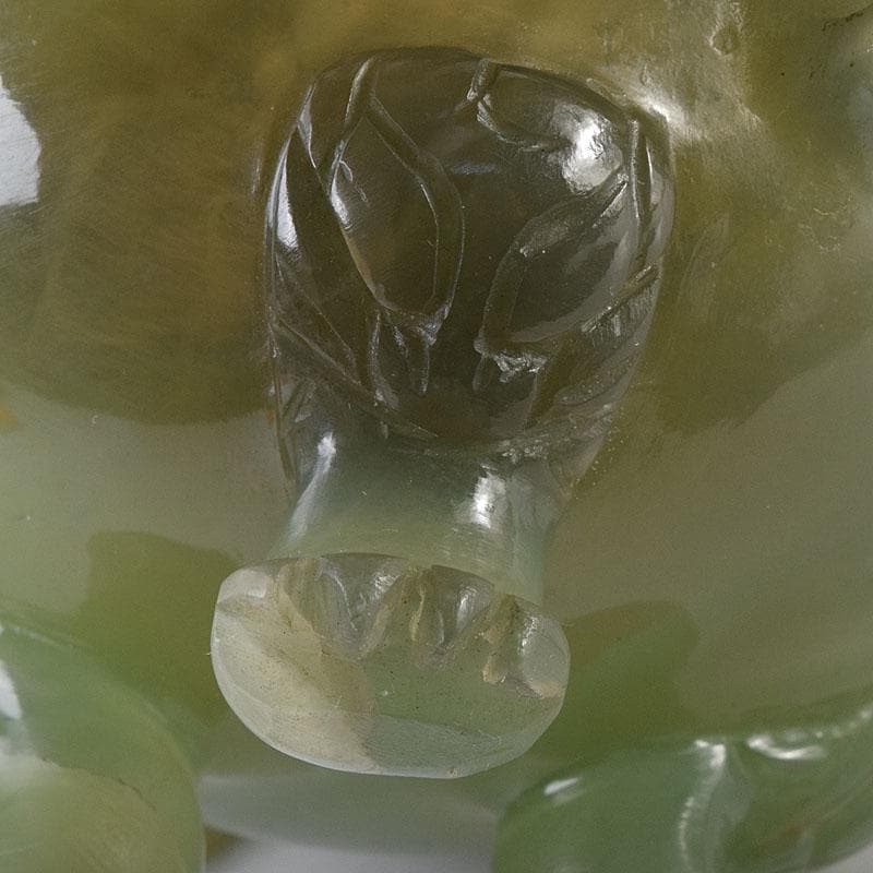 中国　玉石彫刻　雙耳活環　獅子鈕蓋爐　三足香炉　N　8052