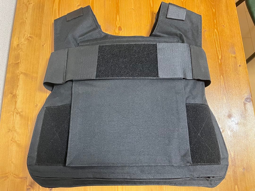 BINTER DEFENCE プレートキャリア ボディアーマー LE装備