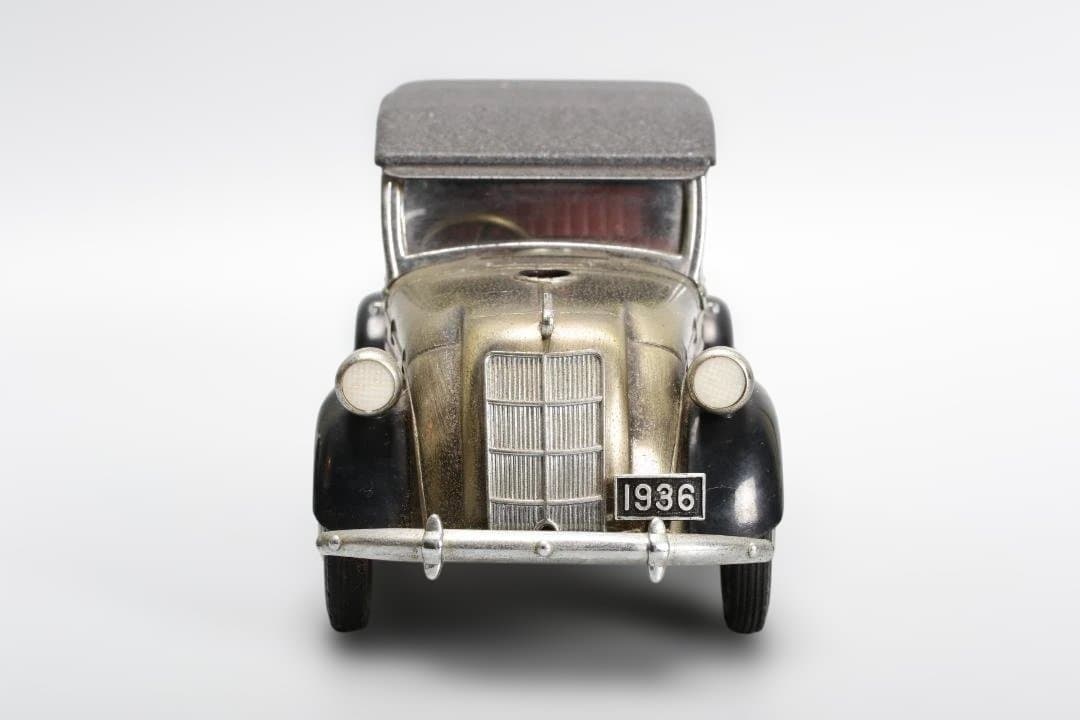 ビンテージ ブリキ製 TOYOTA AB PHAETON 1936モデル