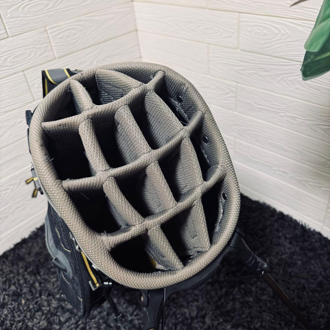 ナイキ　サスクワッチ　スタンドバック　キャディバック　14分割