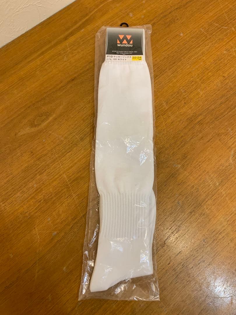 G0723-13★未使用wundouサッカー　ソックス　Tシャツ　パンツまとめて