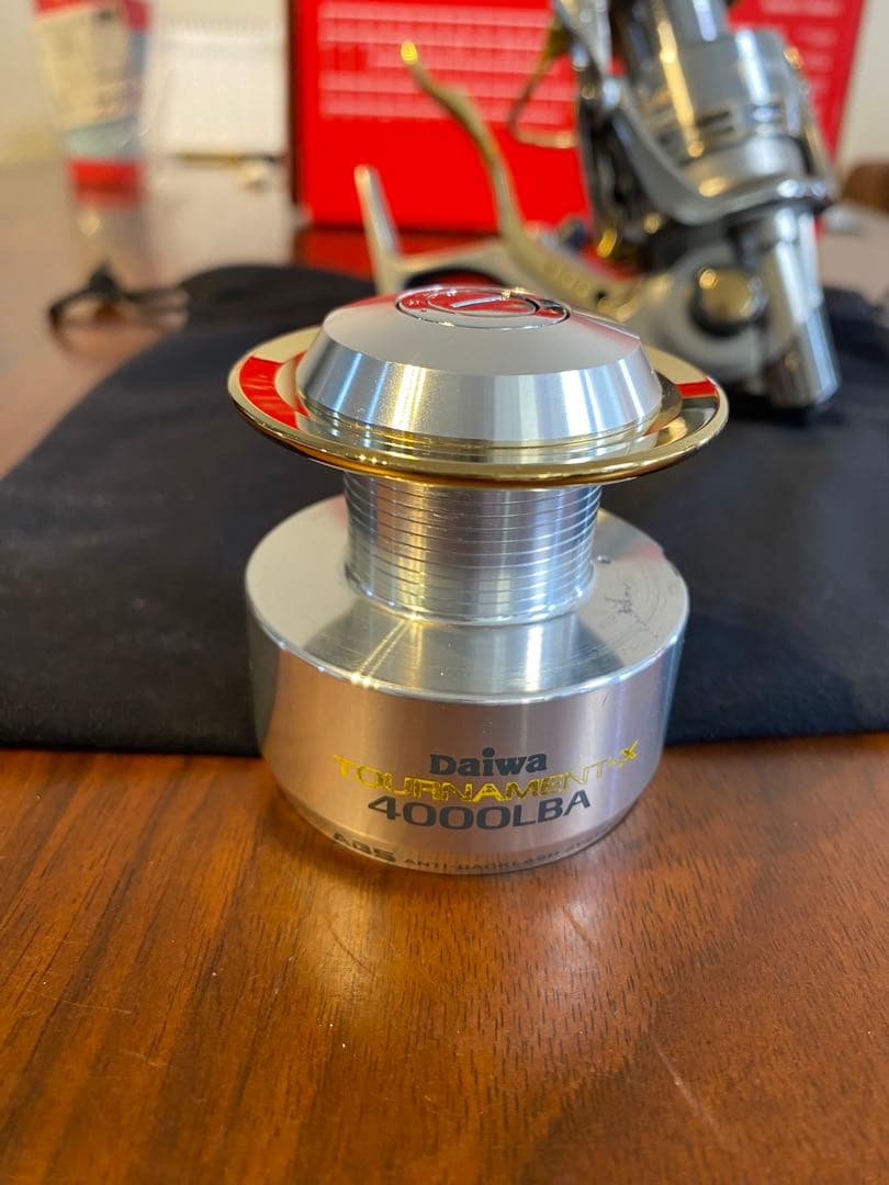 ダイワ　トーナメントISO Ｚ4000LBD