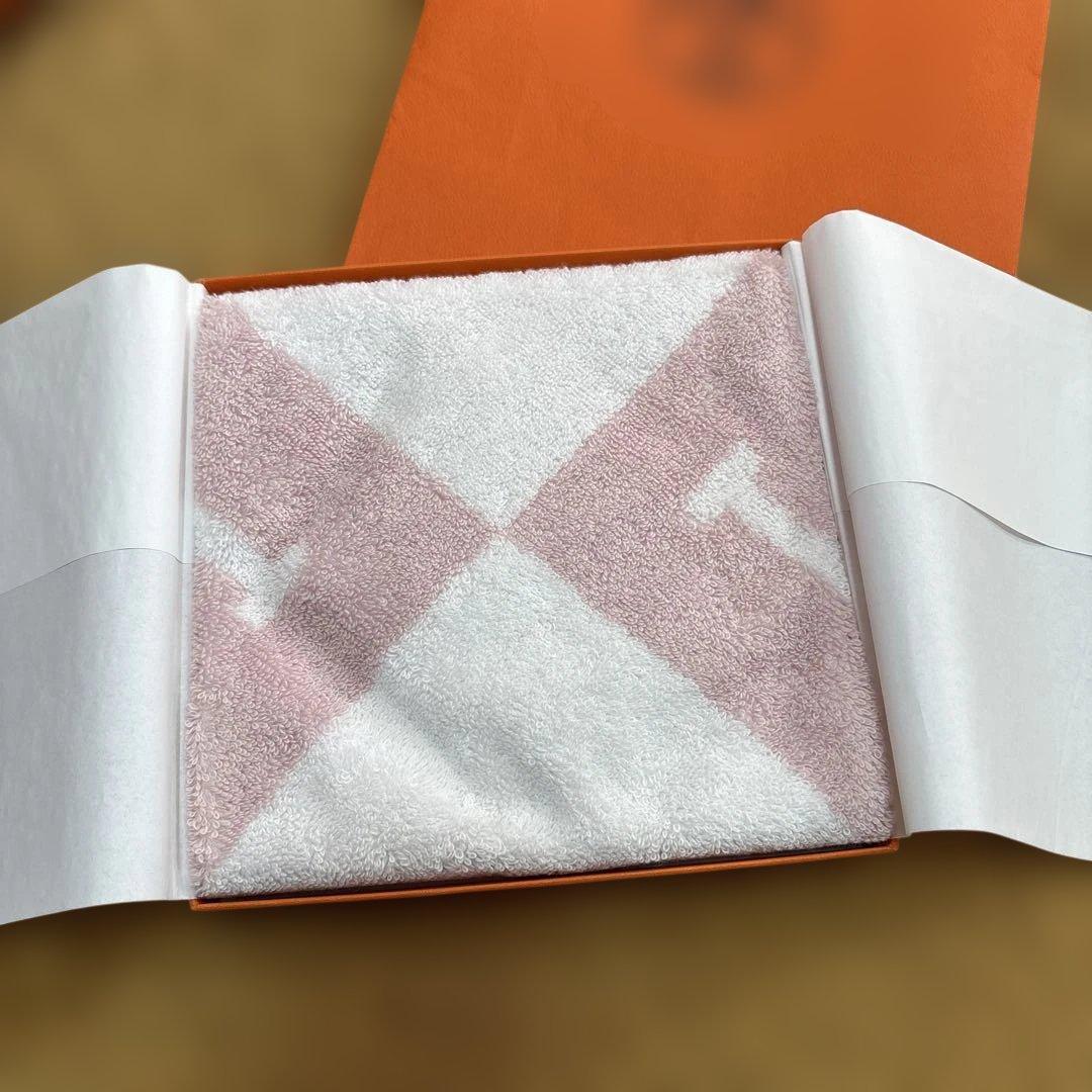 HERMES エルメス　ピンク　Hロゴ タオルハンカチ　ハンドタオル