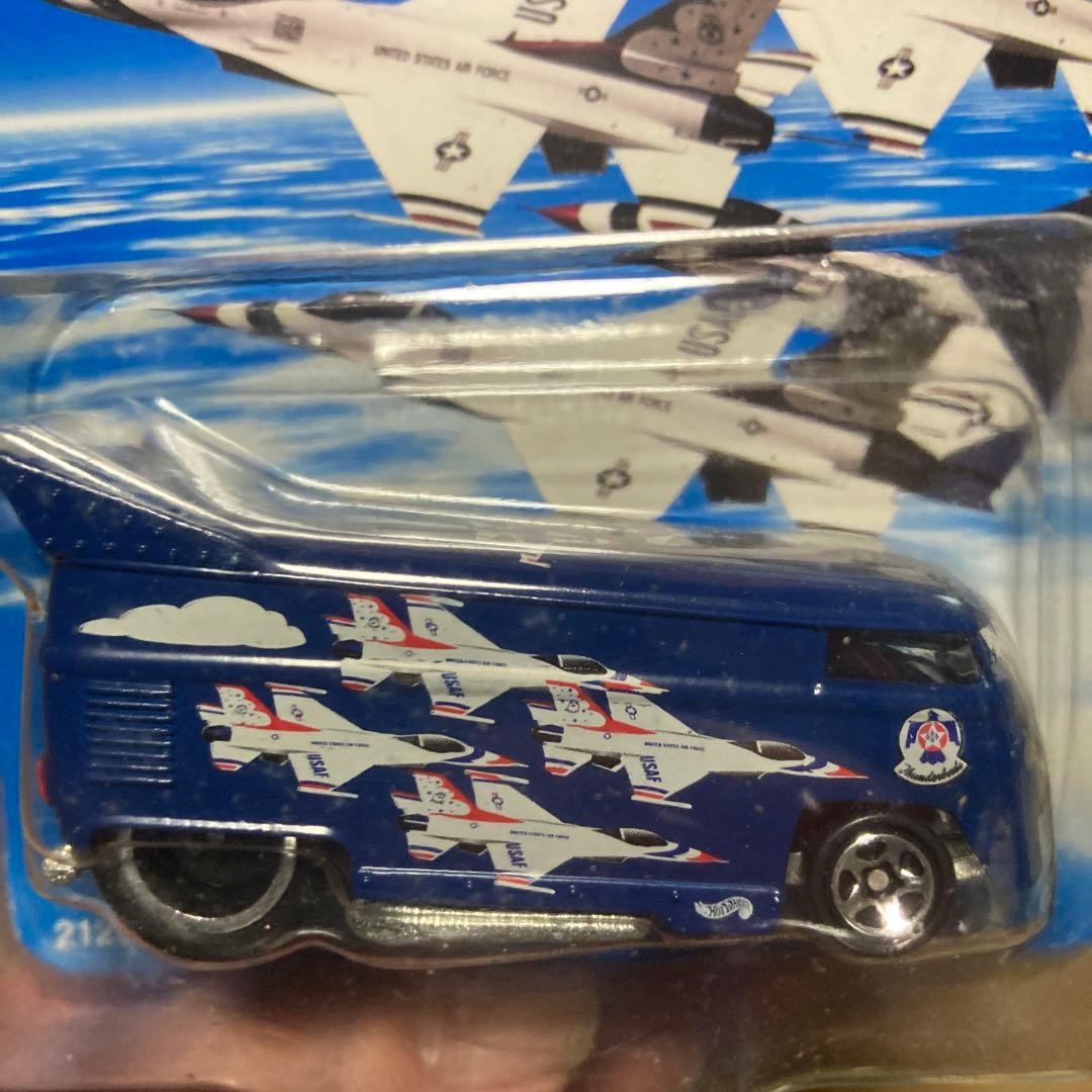ミニカー Hot Wheels Thunderbirds VW Drug Bus