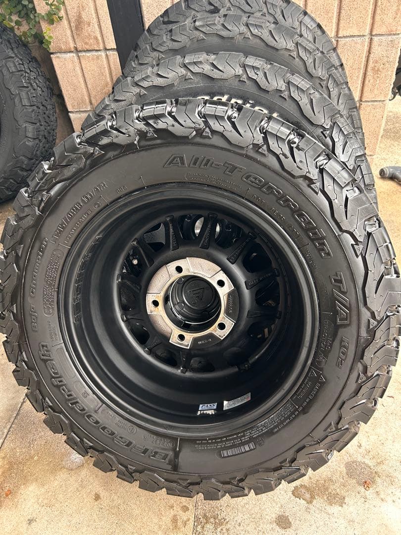 ジムニーシエラ専用デルタBFタイヤホイール5本、ホイールナット