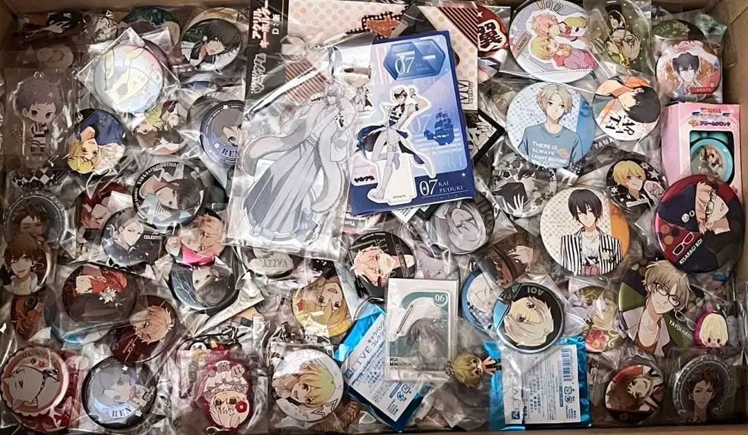 アニメグッズ 鬼滅の刃 呪術廻戦 ONE PIECE 1000個以上 まとめ売り