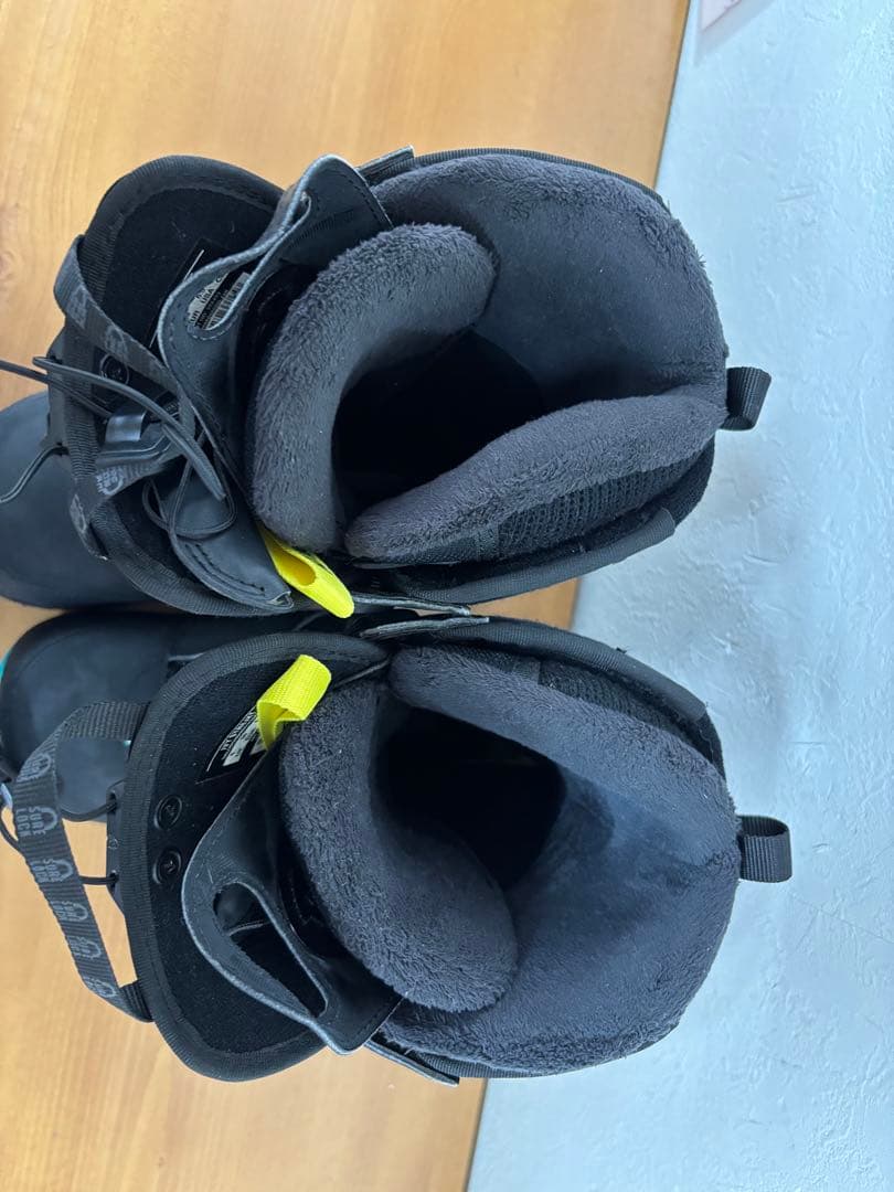 Salomon スノーボードブーツ 23.5㎝　美品