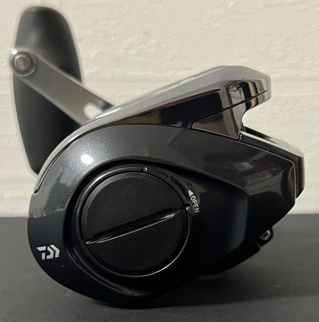 ダイワ ティエラIC 300HL-C 7.3:1 左巻き 美品