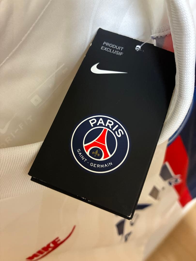 【値引き中】PSG ネイマール　NEYMAR JR 10番　シャツ　S