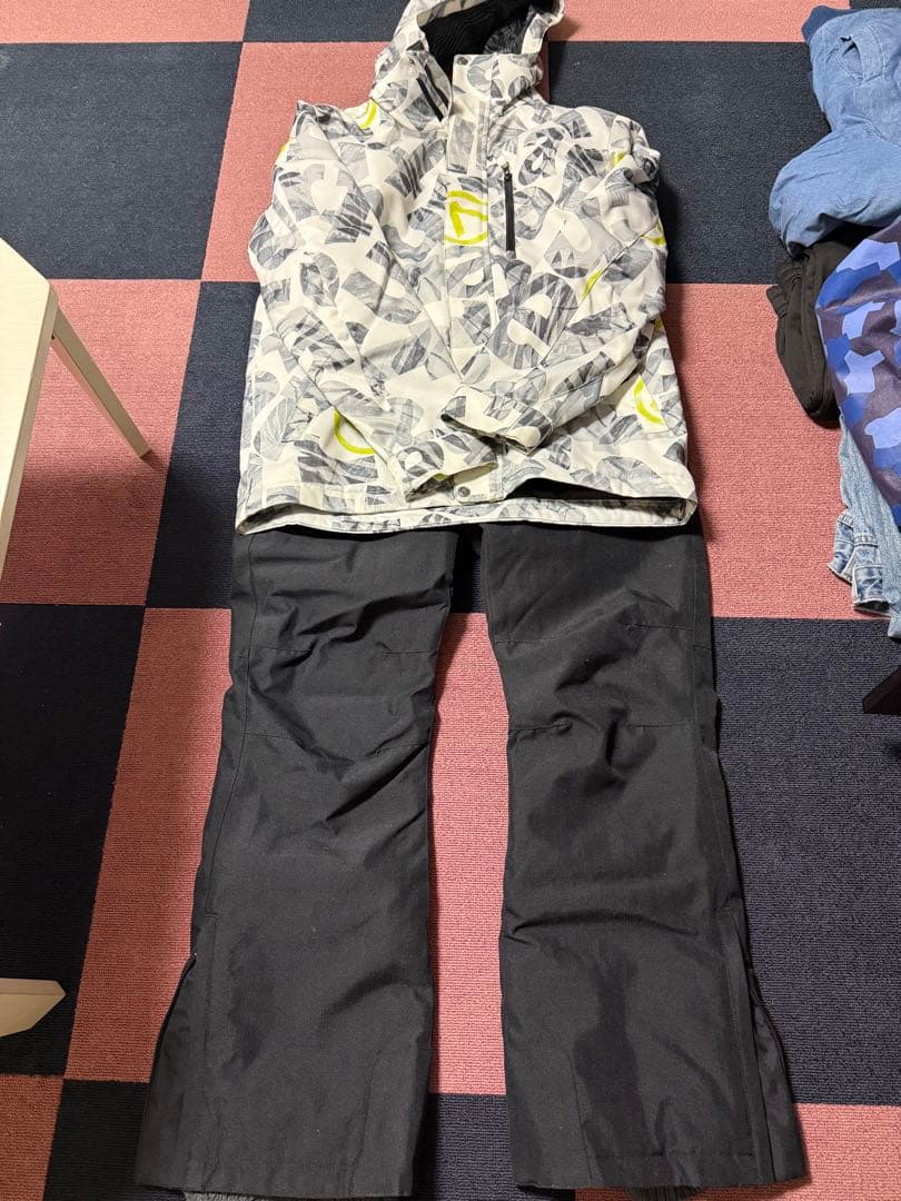 ARBN nature seriesスノーウェア上下L(男性)