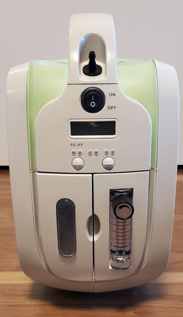 ポータブル酸素濃縮機