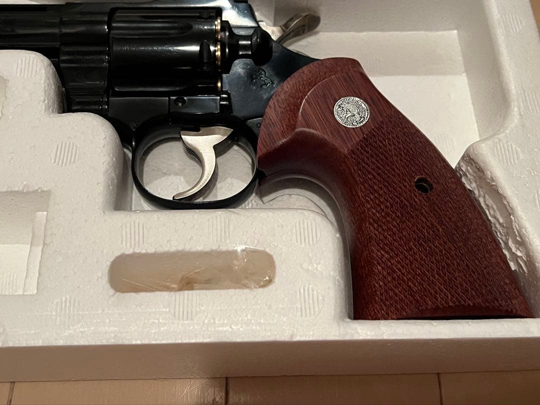 ひ*で様 【レア　カスタム】コクサイ　パイソン　357マグナム　4インチ　HW