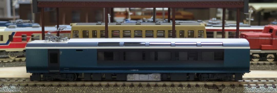 鉄道模型 E261系 サフィール踊り子 　　　特別企画品！！ 訳あり品！
