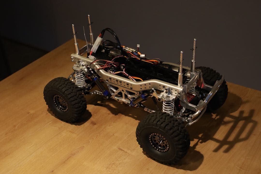 タミヤCR-01 ウニモグ406 1/10RC 4WS仕様 カスタム