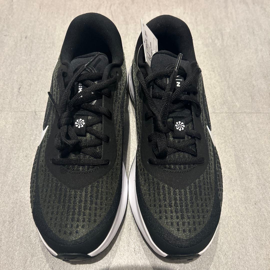 NIKE Journey Run ブラック