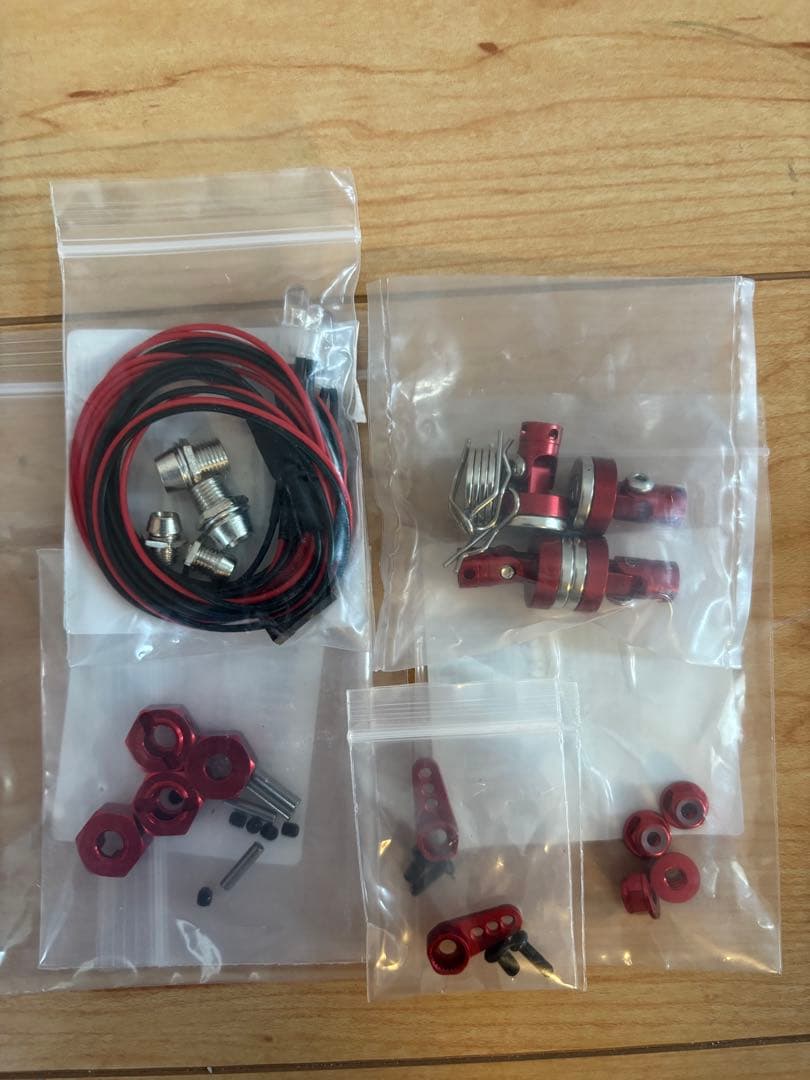 【新品！4WS！OP多数！】タミヤ CR-01 ランドクルーザー40 フルセット