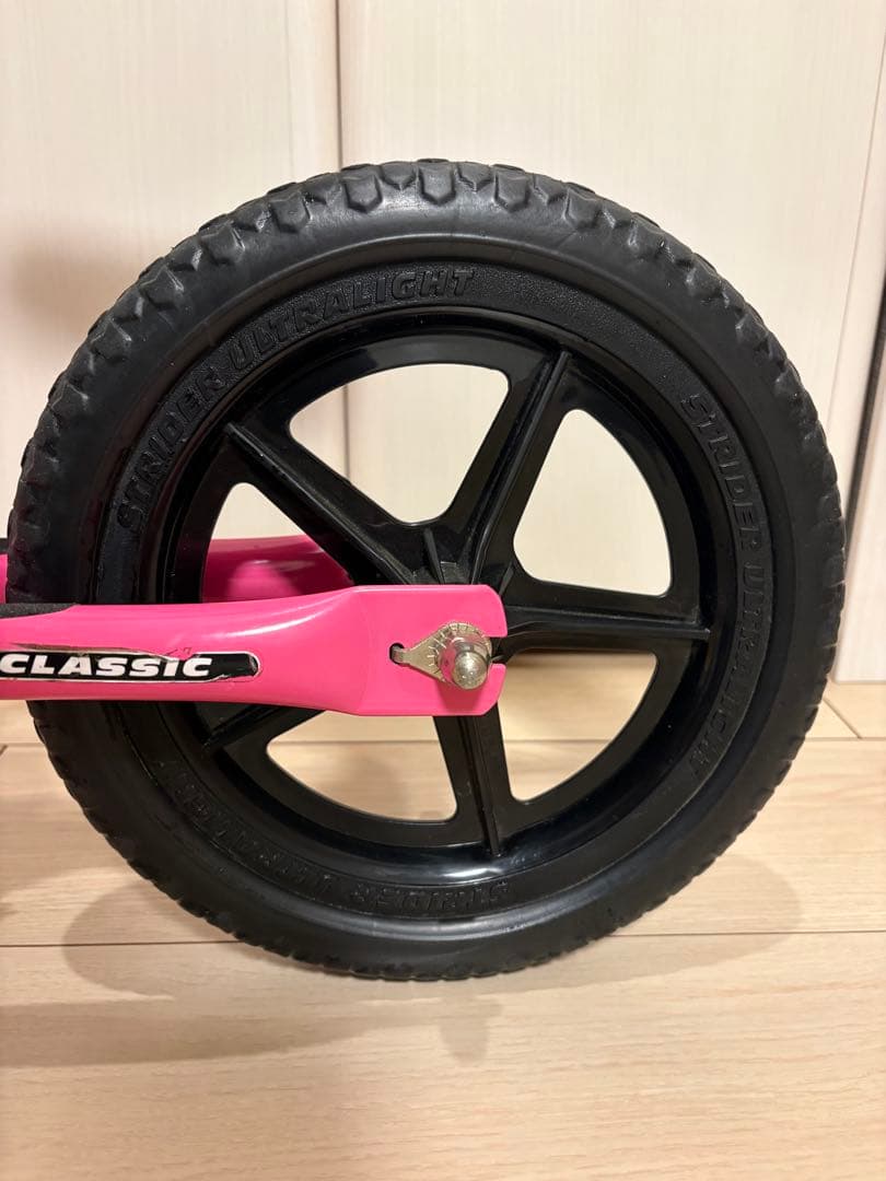 STRIDER ストライダー クラシック ピンク 美品 大人気カラー
