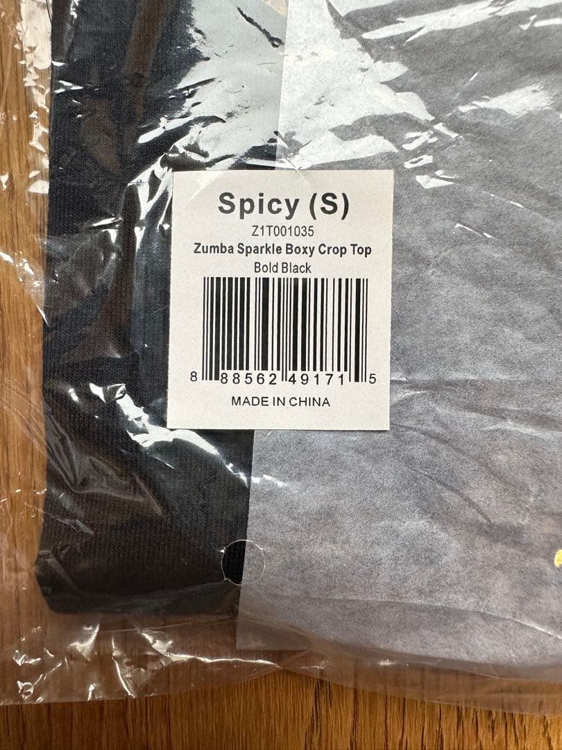 新品　正規品　ズンバ　 S スパンコール　Tシャツ　トップス