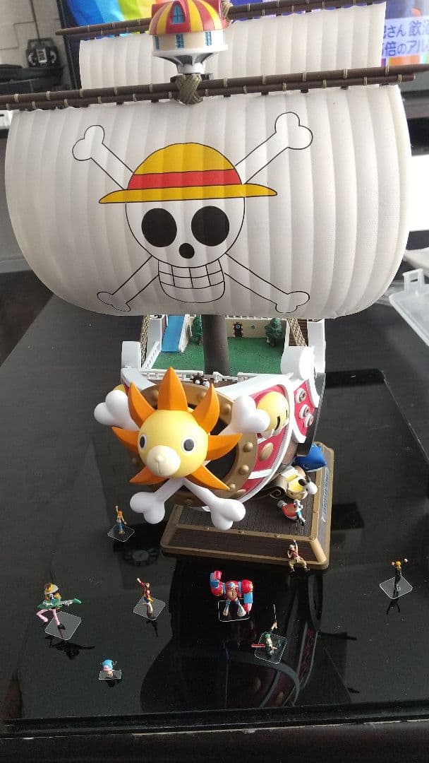 ワンピース 麦わら サニー号 フィギュア
