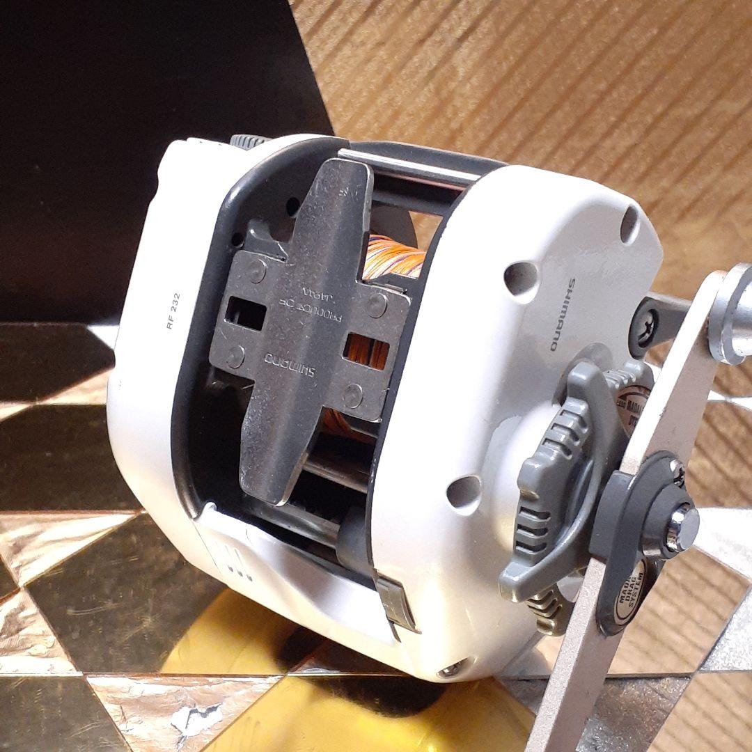 シマノ デジタナSLS 真鯛スペシャル 2000 タナピタ ベイトリール 美品