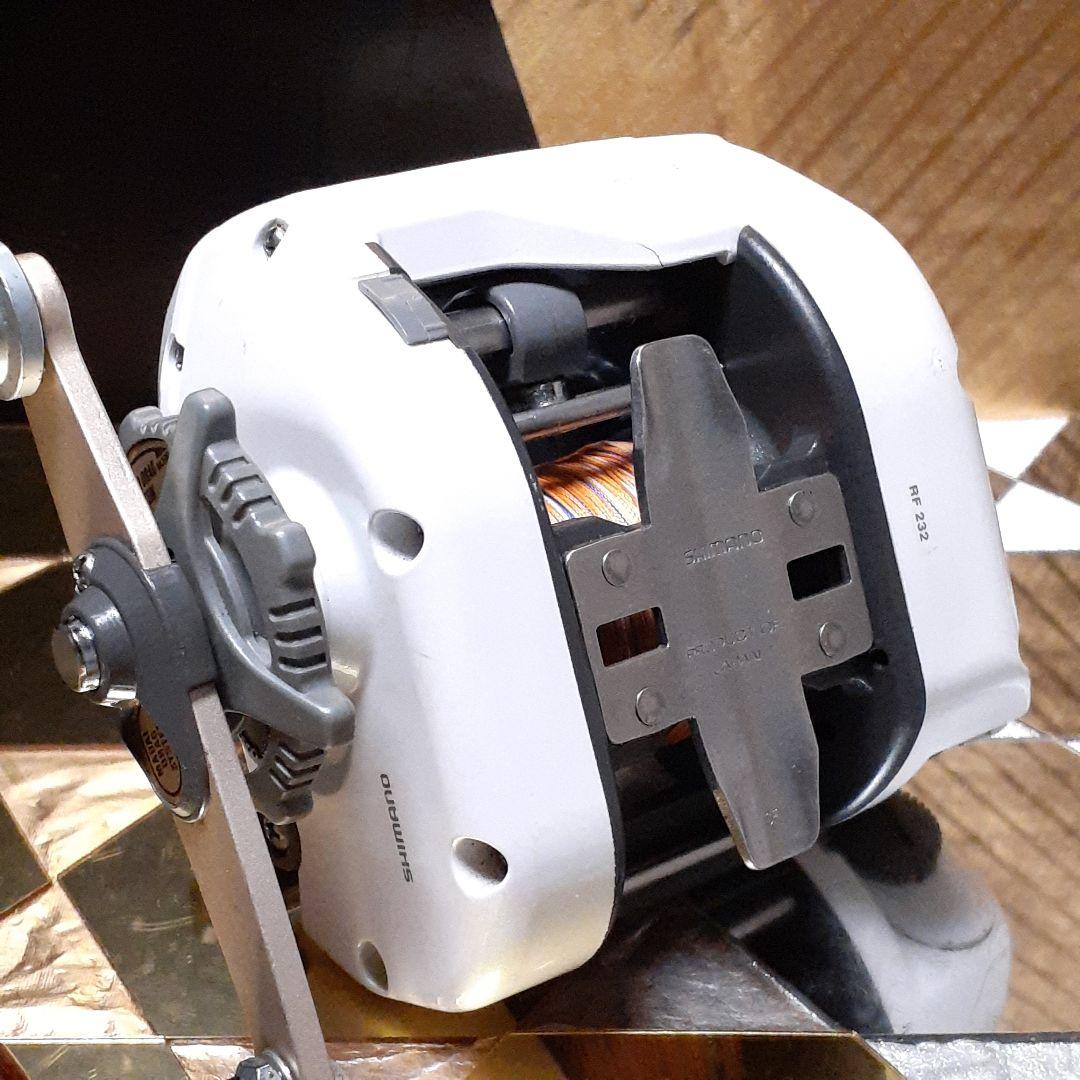 シマノ デジタナSLS 真鯛スペシャル 2000 タナピタ ベイトリール 美品