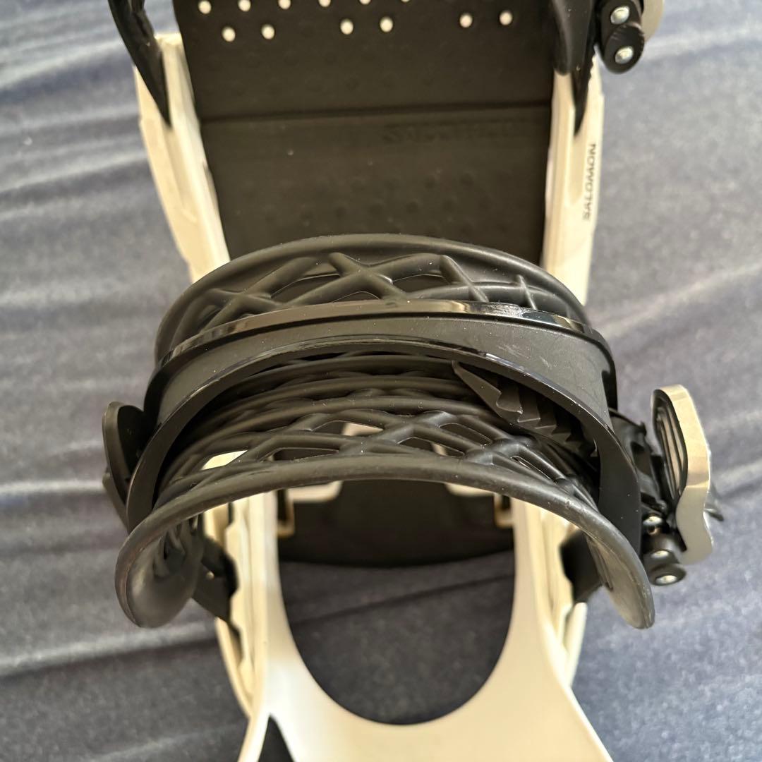 25-26 SALOMON Hologram Mサイズ ビンディング