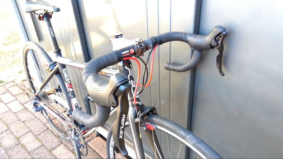 【整備済み】FELT(フェルト） ロードバイク　Z85