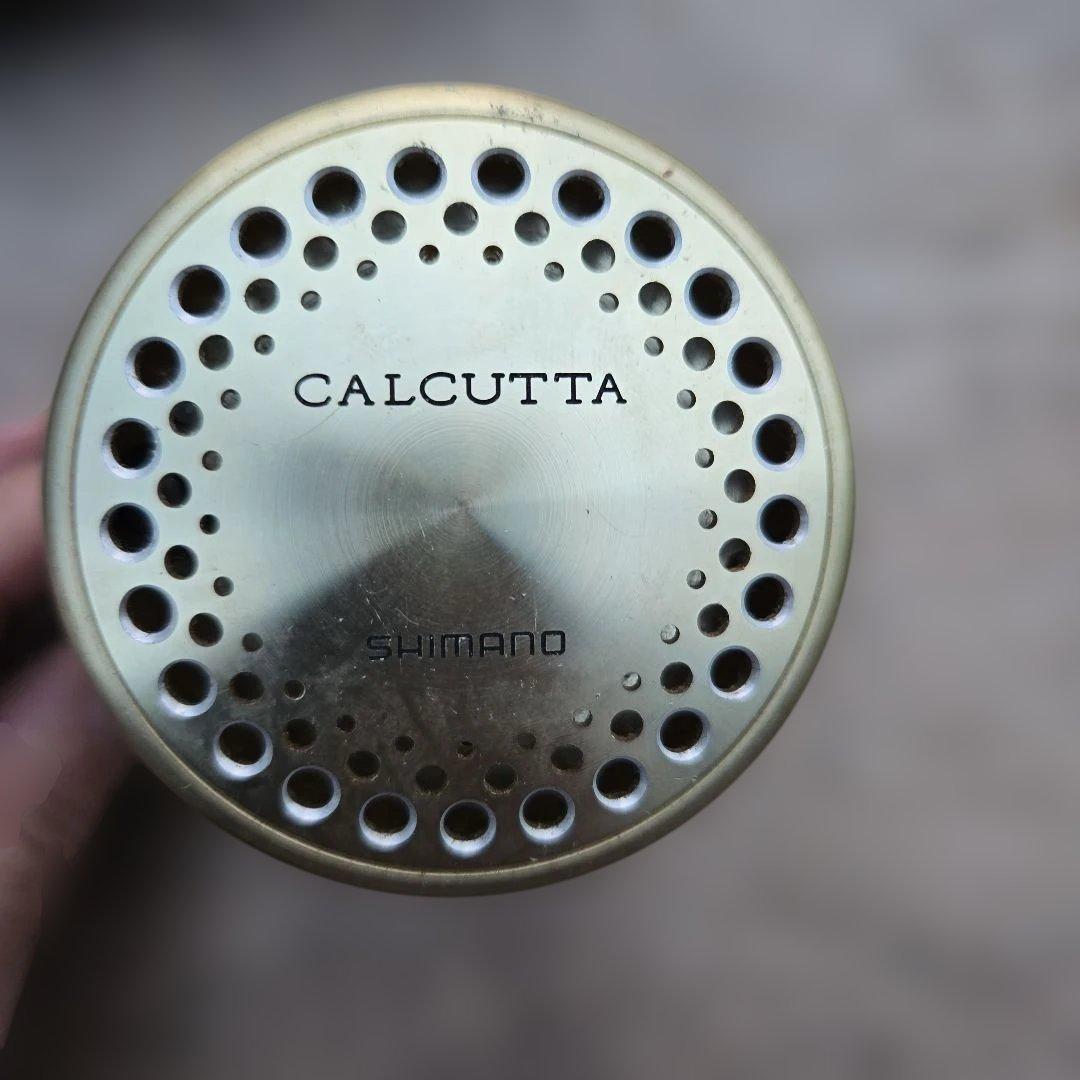 SHIMANO CALCUTTA ベイトリール ゴールド