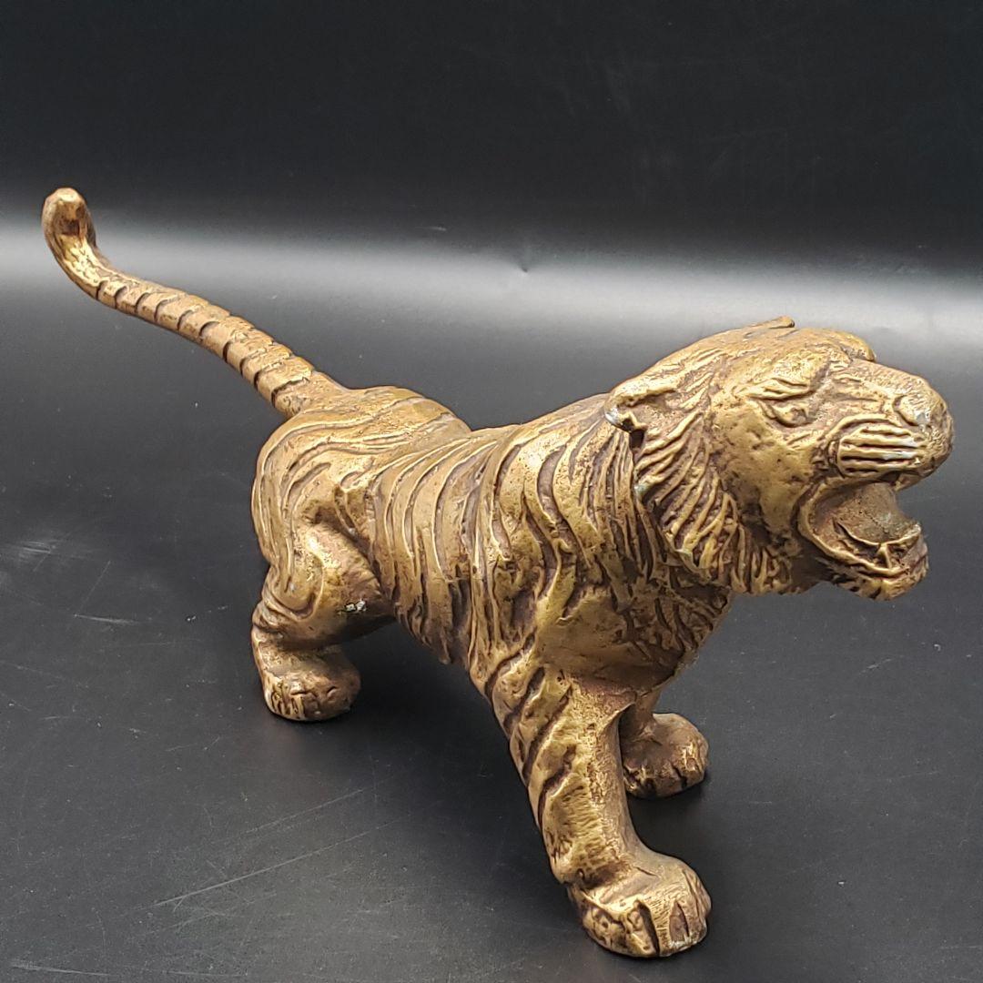 ⑰美術鋳物 虎置物 寅 啓裕作 美術工芸品 干支