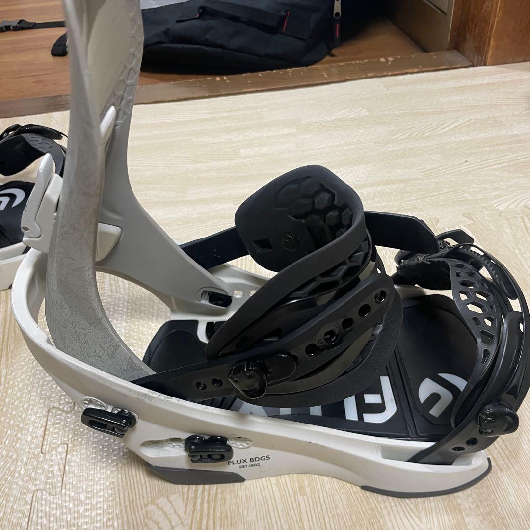 FLUX CV ホワイト Mサイズ スノーボード ビンディング