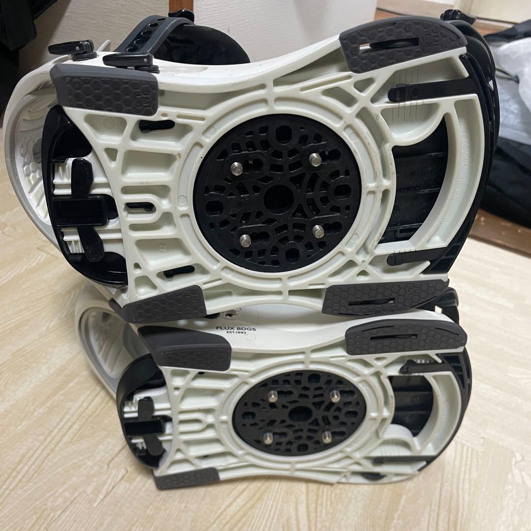 FLUX CV ホワイト Mサイズ スノーボード ビンディング