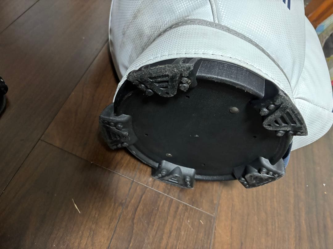 早い者勝ち！　BRIDGESTONE GOLF キャディバッグ ホワイト9.5型