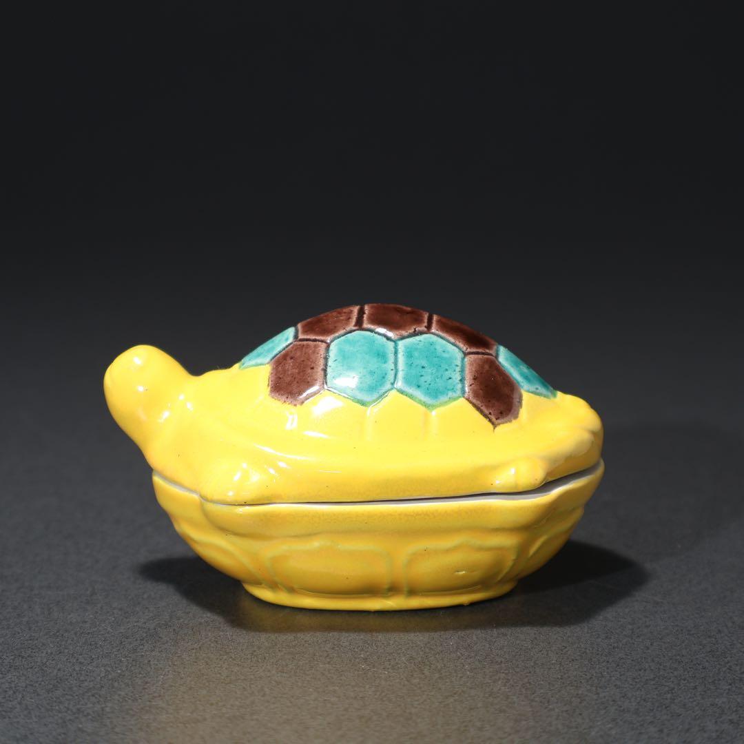 【茶道具】香合　亀　黄交趾　真清水蔵六　共箱　R1569ダN