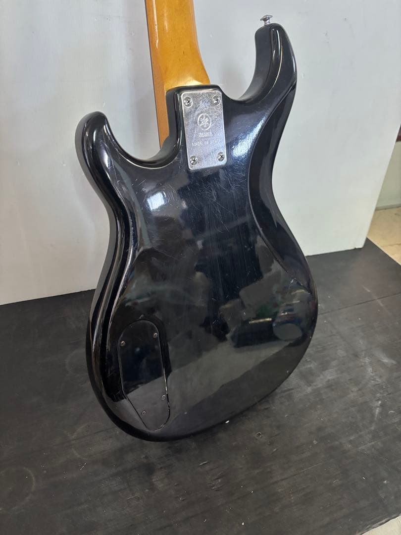 ヤマハビンテージエレクトリックベースBroadBass VI（BB-VI）