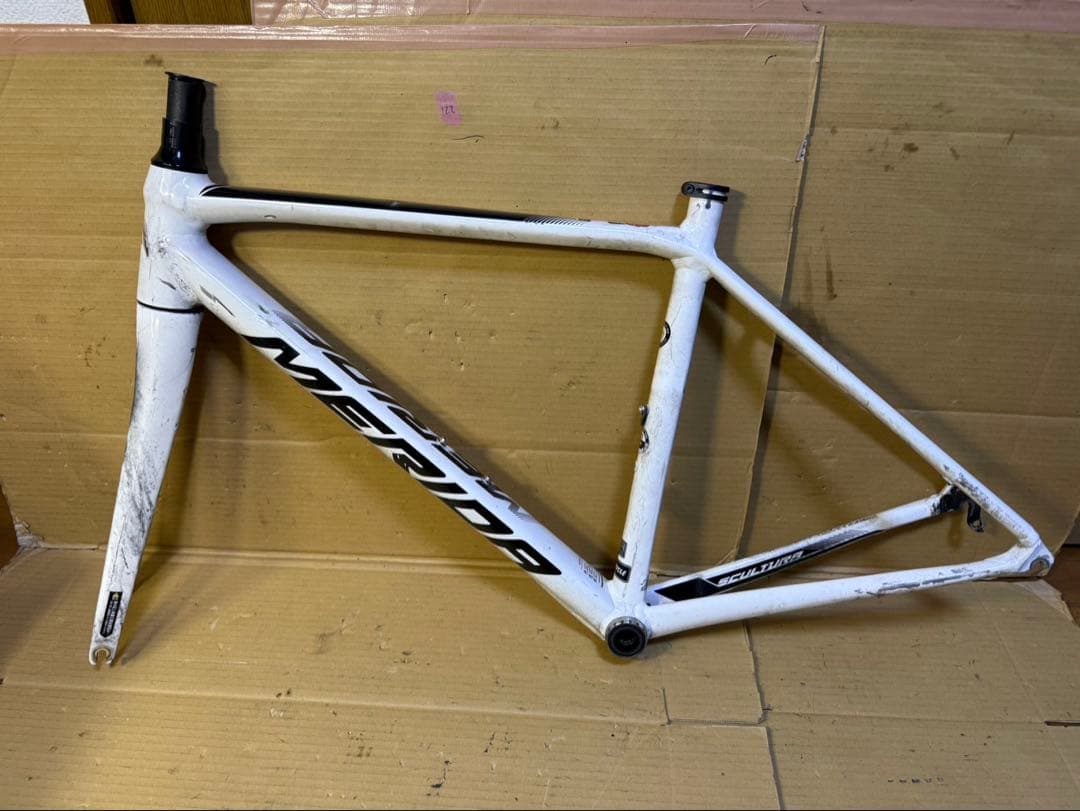 メリダ　スクルトゥーラ400 フレームセット