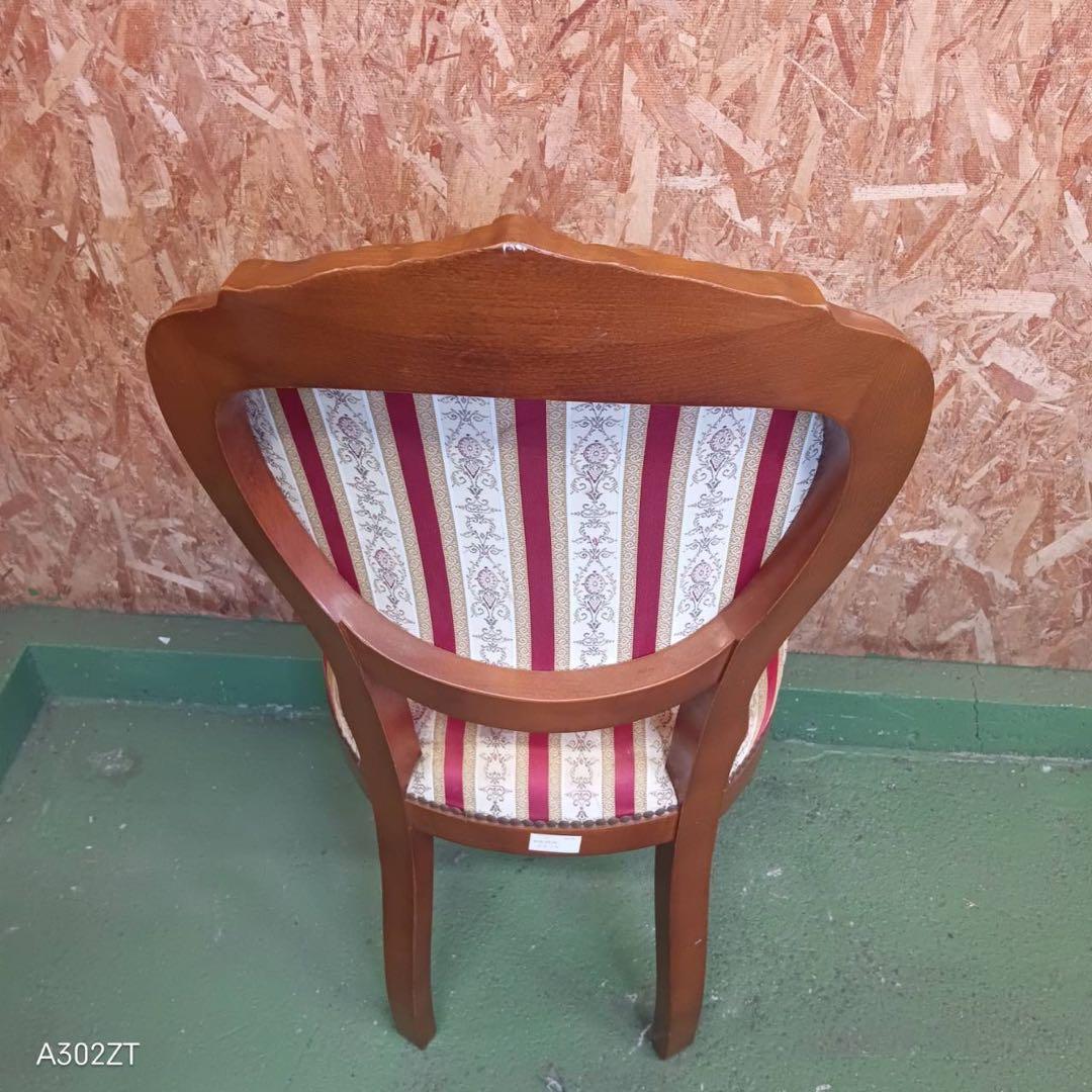 001送料設置無料　別荘保管品　英国猫足チェア　アンティーク風　おしゃれ