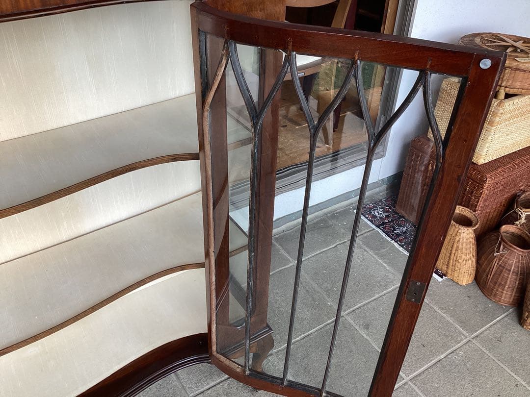 [たーぼう] イギリスアンティーク　キャビネット　ショーケース