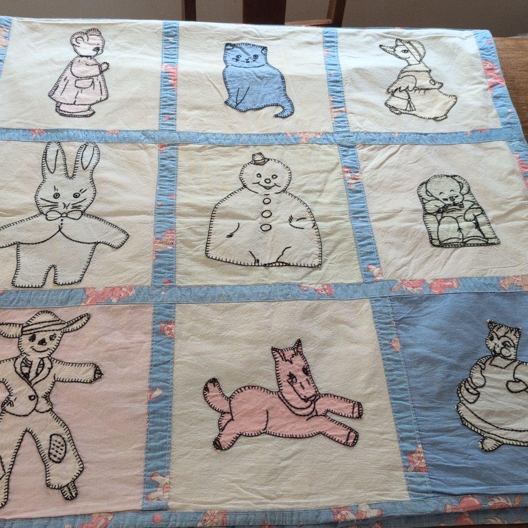 パッチワークキルト　アンティークキルト　動物柄