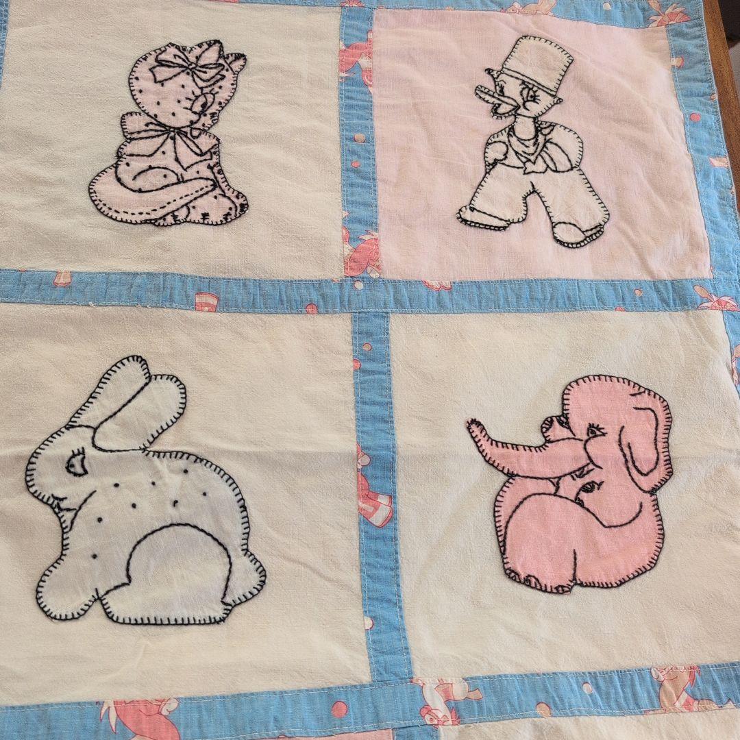 パッチワークキルト　アンティークキルト　動物柄