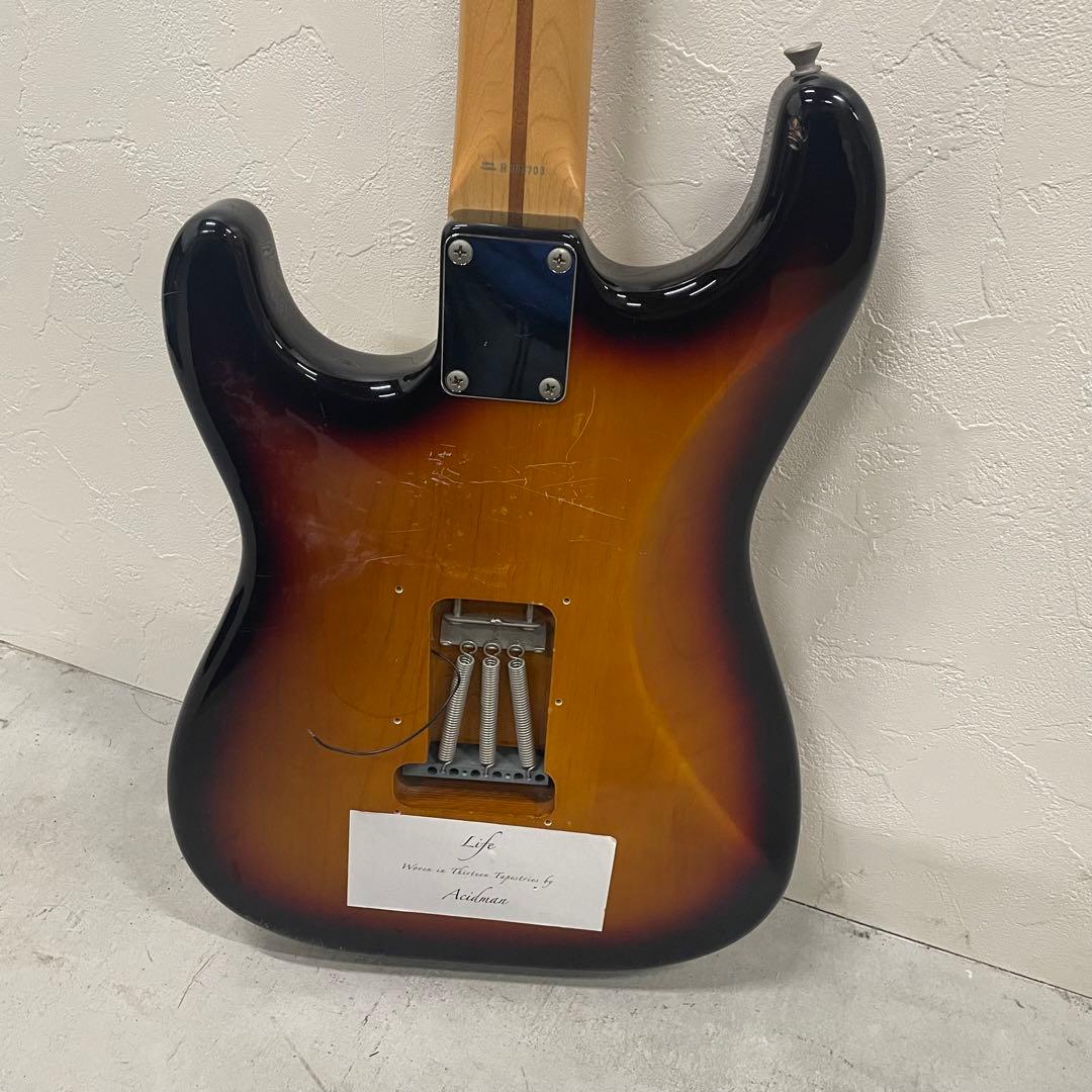Fender フェンダー エレキギター STARTOCASTER R083703