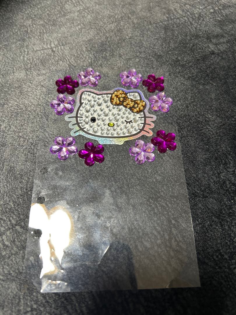 ボンボンドロップシール　国内正規品　たまごっち　サンリオ　ちいかわ　シール帳