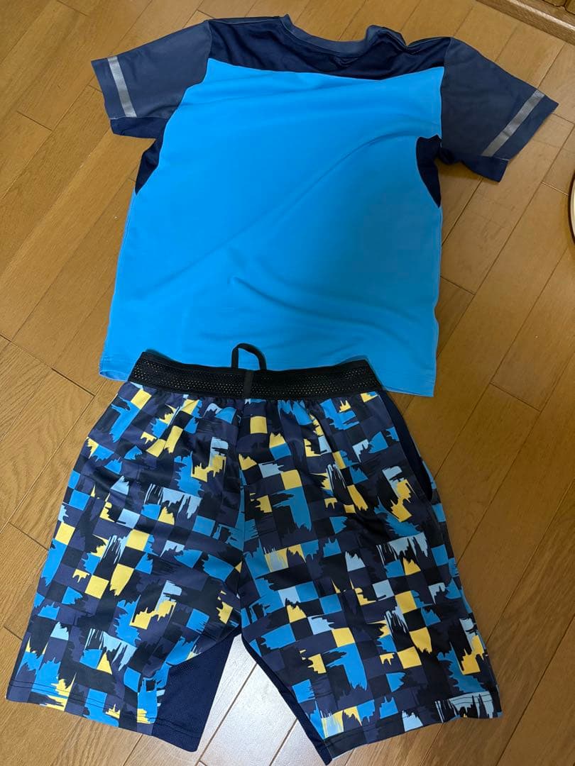 YONEXバドミントンウェア上下セット